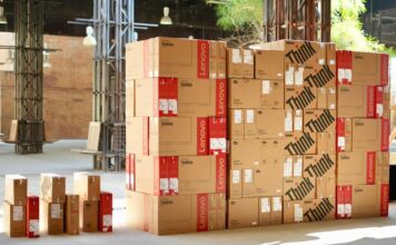 En Oaxaca equipan con tecnología a 262 escuelas