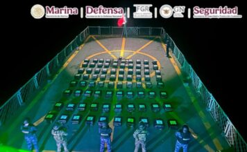 En operación marítima, aseguran dos toneladas de cocaina