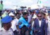 El árbitro vetado por Estados Unidos es recibido como un héroe a su regreso a Somalia