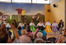 Promueve actividades recreativas en las Casas de los Abuelos de Chihuahua
