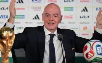 Infantino defiende las pausas de hidratación: “Son iguales para todos”