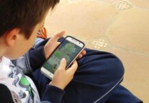 “No se trata de prohibir, sino de poner límites”: Samuel García, sobre el uso de celulares y redes sociales en niños