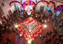 Inauguran altar de muertos Dulces Recuerdos en Palacio de la Corregidora
